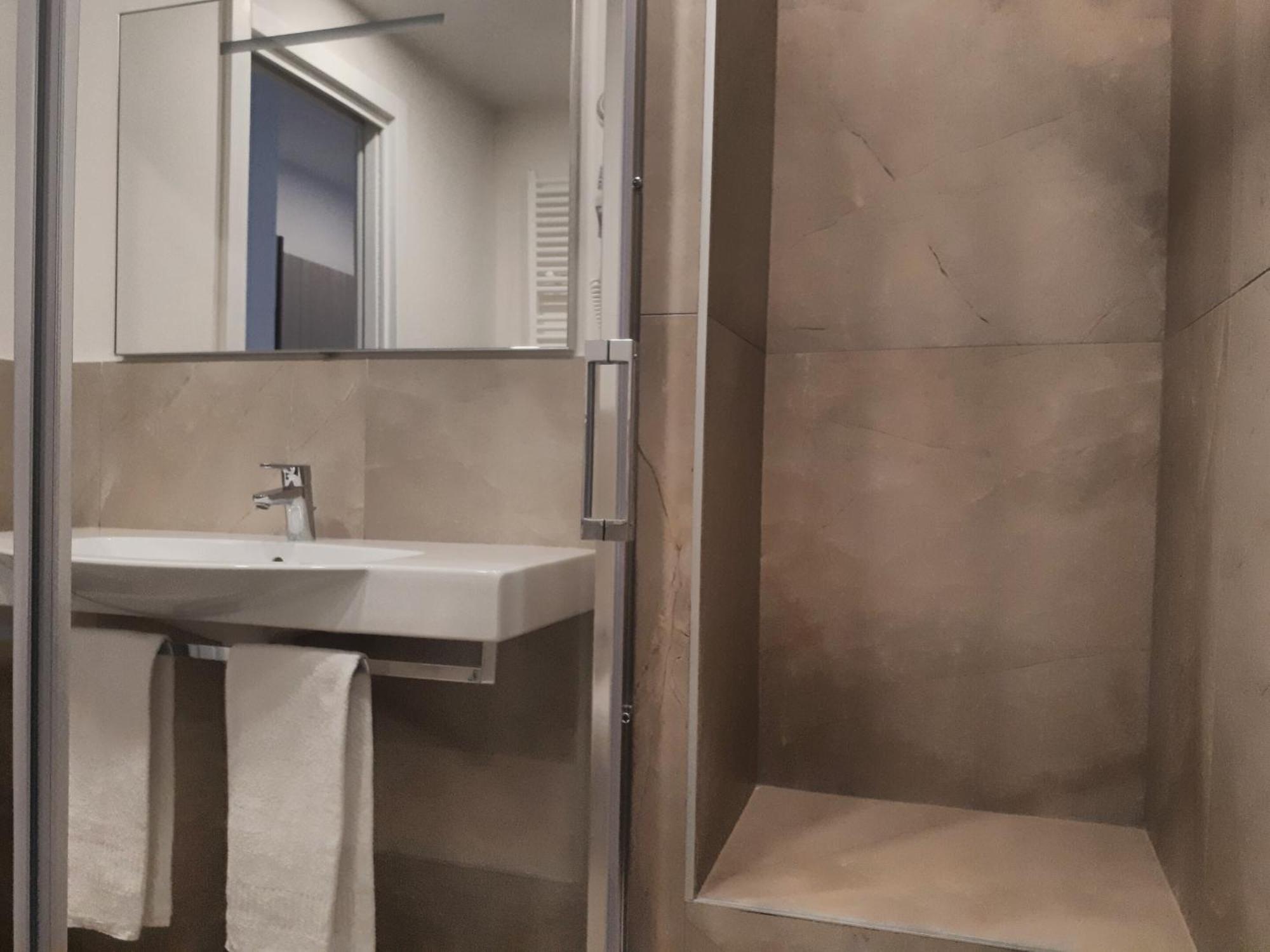 Smart Apartment Mercanzia - Twa Болонья Экстерьер фото