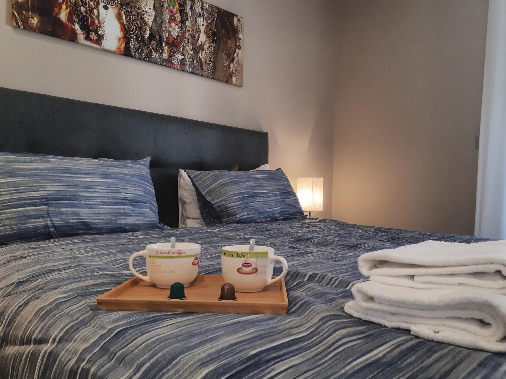 Smart Apartment Mercanzia - Twa Болонья Экстерьер фото